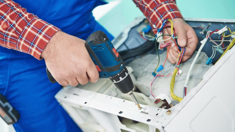 Soma Amana Amana çamaşır makinesi kart tamiri – Su almama arızası orijinal parça ile giderildi. - Teknik servis örneği
